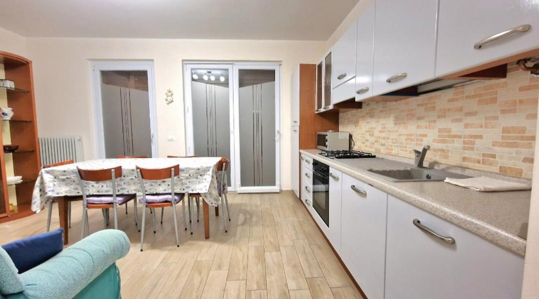 Chiara Pool Apartment باردولينو المظهر الخارجي الصورة